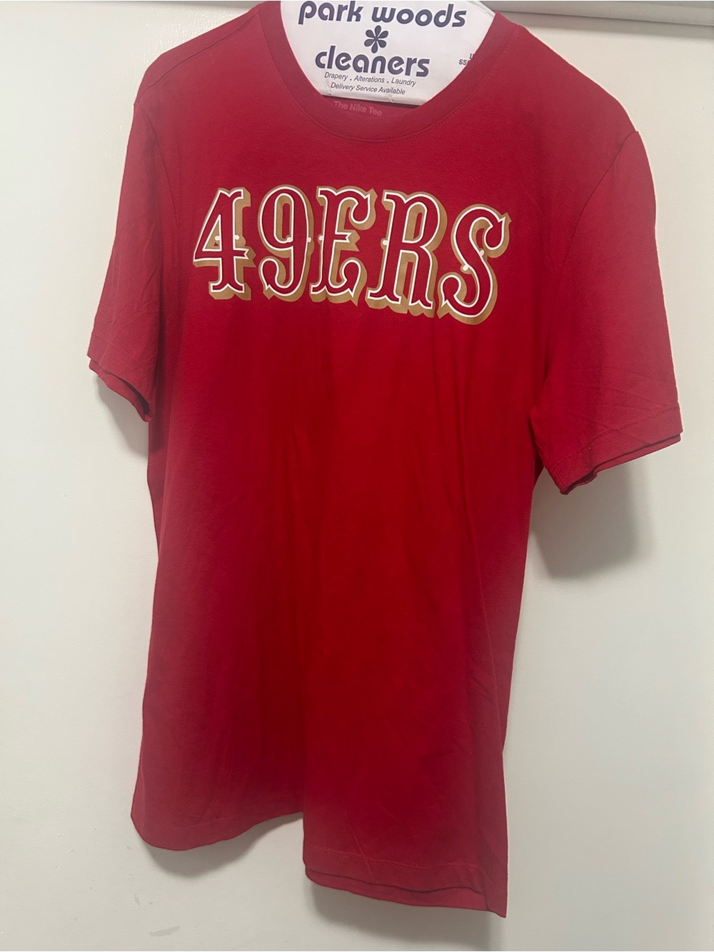 Nike Men's San Francisco 49ers Jordan Mason #24 T-Shirt - Size M
